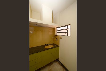 Casa à venda com 450m², 3 quartos e 3 vagasBanheiro da Suíte