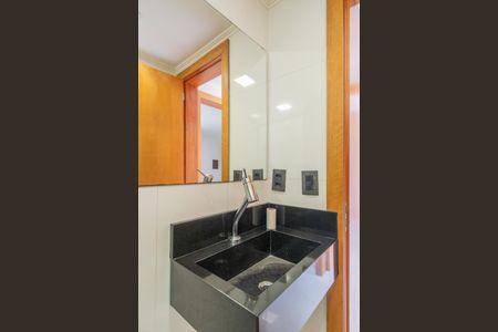 Apartamento à venda com 60m², 2 quartos e 1 vaga Apartamento à venda com 60m², 2 quartos e 1 vagaBanheiro