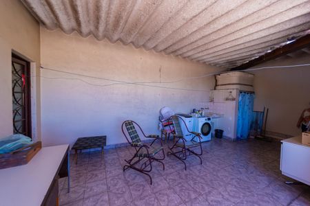 Casa à venda com 170m², 3 quartos e 6 vagasÁrea de Serviço