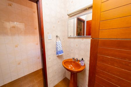 Casa à venda com 170m², 3 quartos e 6 vagasLavabo