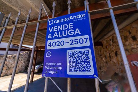 Casa à venda com 170m², 3 quartos e 6 vagasPlaca