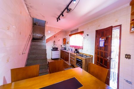 Casa à venda com 170m², 3 quartos e 6 vagasCozinha