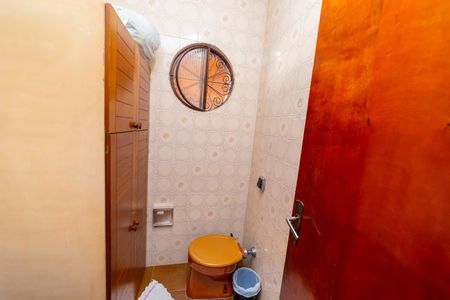 Casa à venda com 170m², 3 quartos e 6 vagasLavabo