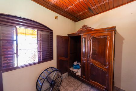 Casa à venda com 170m², 3 quartos e 6 vagasQuarto 2