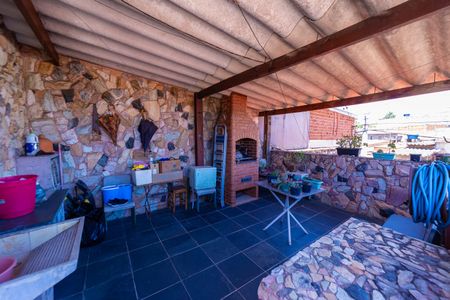 Casa à venda com 170m², 3 quartos e 6 vagasÁrea gourmet