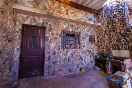 Casa à venda com 170m², 3 quartos e 6 vagasEdícula