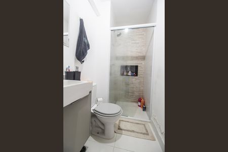 Apartamento à venda com 53m², 1 quarto e 2 vagas Apartamento à venda com 53m², 1 quarto e 2 vagasBanheiro da Suíte