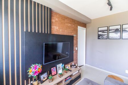 Apartamento à venda com 53m², 1 quarto e 2 vagas Apartamento à venda com 53m², 1 quarto e 2 vagasSala de TV