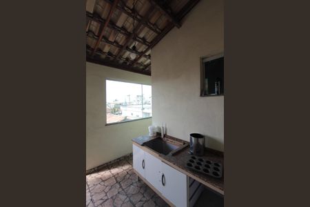 Casa à venda com 360m², 5 quartos e 2 vagasCasa dos Fundos | Área de Serviço