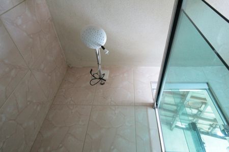 Casa à venda com 360m², 5 quartos e 2 vagasCasa dos Fundos | Banheiro