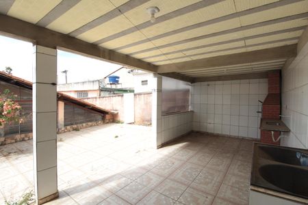 Casa à venda com 360m², 5 quartos e 2 vagasÁrea Gourmet