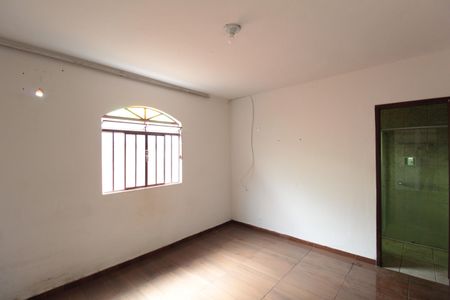 Casa à venda com 360m², 5 quartos e 2 vagasSuite