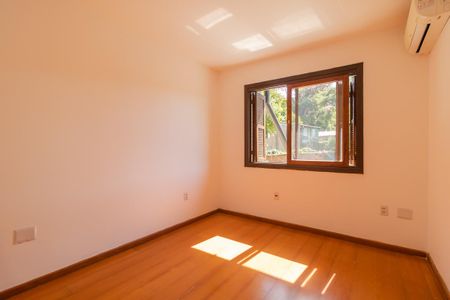 Casa à venda com 193m², 3 quartos e 2 vagasQuarto 2