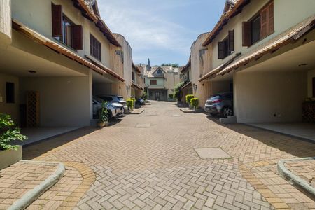 Casa à venda com 193m², 3 quartos e 2 vagasCondomínio