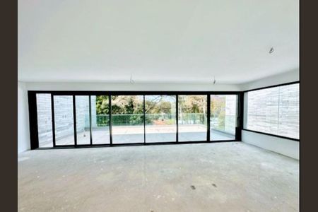 Casa de condomínio à venda com 530m², 4 quartos e 5 vagas