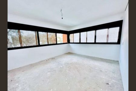 Casa de condomínio à venda com 530m², 4 quartos e 5 vagas