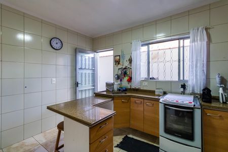 Casa à venda com 358m², 3 quartos e 5 vagas Casa à venda com 358m², 3 quartos e 5 vagasCozinha