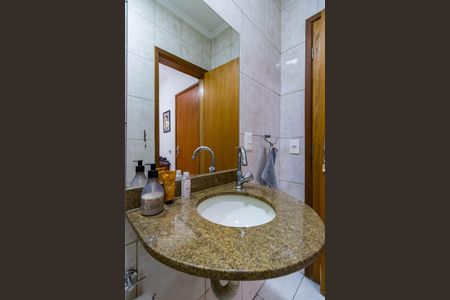 Casa à venda com 358m², 3 quartos e 5 vagas Casa à venda com 358m², 3 quartos e 5 vagasEdícula