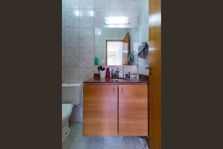 Casa à venda com 358m², 3 quartos e 5 vagas Casa à venda com 358m², 3 quartos e 5 vagasBanheiro da Suíte 3