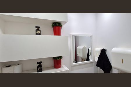 Apartamento à venda com 60m², 2 quartos e 1 vaga Apartamento à venda com 60m², 2 quartos e 1 vagaBanheiro Social