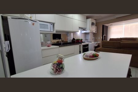 Apartamento à venda com 60m², 2 quartos e 1 vaga Apartamento à venda com 60m², 2 quartos e 1 vagaCozinha