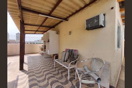 Apartamento à venda com 160m², 4 quartos e sem vaga Apartamento à venda com 160m², 4 quartos e sem vagaTerraço