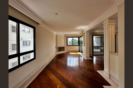 Apartamento à venda com 216m², 3 quartos e 3 vagas Apartamento à venda com 216m², 3 quartos e 3 vagasSala