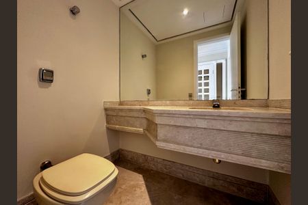 Apartamento à venda com 216m², 3 quartos e 3 vagas Apartamento à venda com 216m², 3 quartos e 3 vagasLavabo