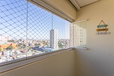 Apartamento à venda com 48m², 2 quartos e 1 vagaVaranda da sala 