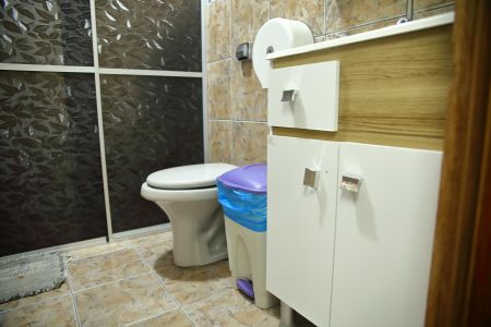 Casa à venda com 173m², 2 quartos e 2 vagasBanheiro Social