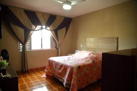 Casa à venda com 173m², 2 quartos e 2 vagasQuarto 1