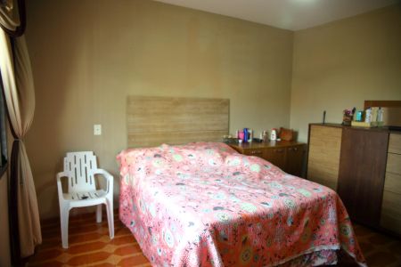 Casa à venda com 173m², 2 quartos e 2 vagasQuarto 1