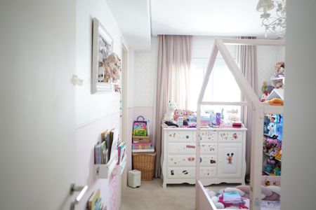 Apartamento à venda com 99m², 3 quartos e 4 vagasQuarto