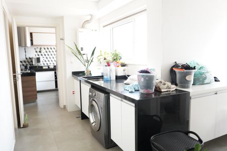 Apartamento à venda com 99m², 3 quartos e 4 vagasÁrea de Serviço