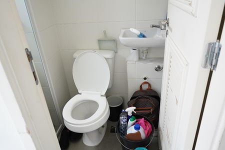 Apartamento à venda com 99m², 3 quartos e 4 vagasBanheiro de Serviço