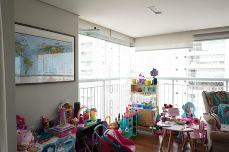 Apartamento à venda com 99m², 3 quartos e 4 vagasvaranda