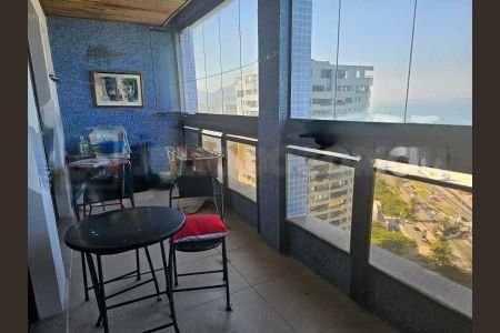 Apartamento à venda com 55m², 1 quarto e 1 vaga