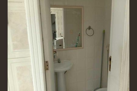 Casa de condomínio à venda com 366m², 5 quartos e 4 vagas