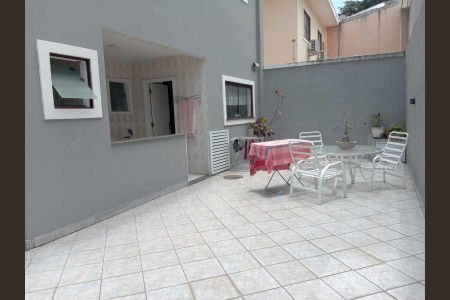 Casa de condomínio à venda com 366m², 5 quartos e 4 vagas