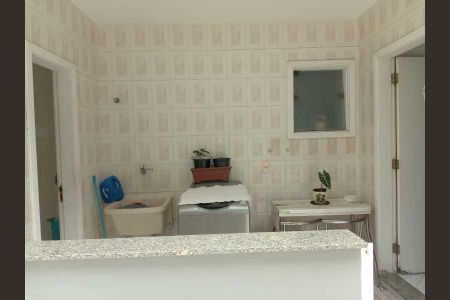 Casa de condomínio à venda com 366m², 5 quartos e 4 vagas