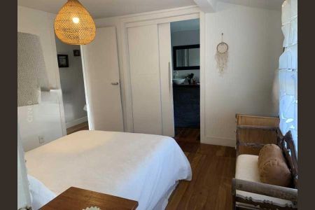 Casa à venda com 290m², 5 quartos e 2 vagas