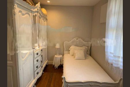Casa à venda com 290m², 5 quartos e 2 vagas