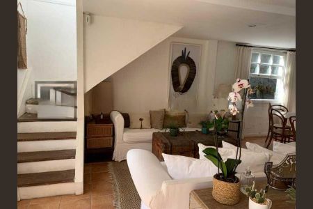 Casa à venda com 290m², 5 quartos e 2 vagas