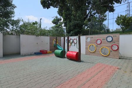 Apartamento à venda com 72m², 3 quartos e 1 vagaÁrea comum - Playground