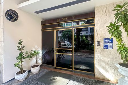 Apartamento à venda com 170m², 3 quartos e 1 vagaPlaquinha