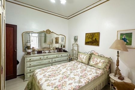 Apartamento à venda com 170m², 3 quartos e 1 vagaQuarto 01