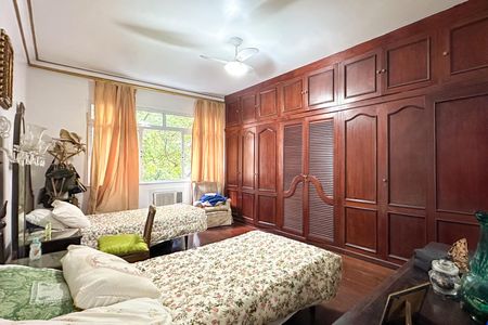 Apartamento à venda com 170m², 3 quartos e 1 vagaSuíte