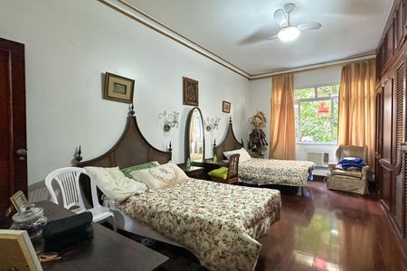 Apartamento à venda com 170m², 3 quartos e 1 vagaSuíte