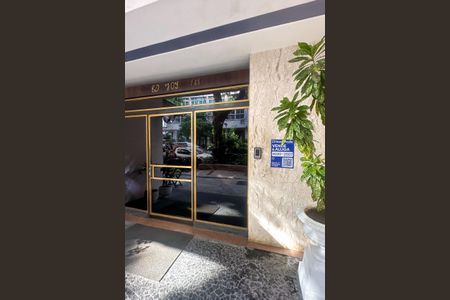 Apartamento à venda com 170m², 3 quartos e 1 vagaPlaquinha