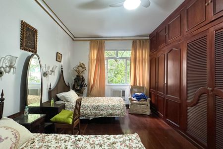 Apartamento à venda com 170m², 3 quartos e 1 vagaSuíte